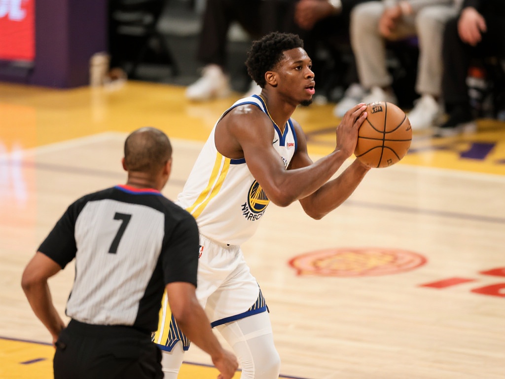 社交群聊中 社交群聊中